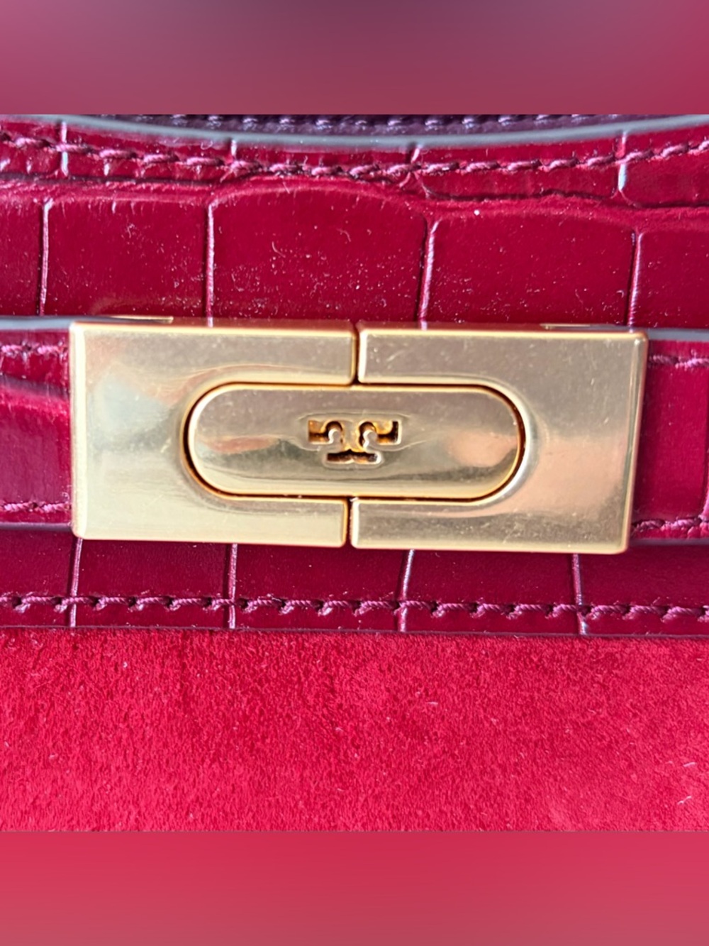 Tory Burch Lee Radziwill Croc-Embossed Leather & Suede Saddle Bag in Roma Red - Picture 4 of 8